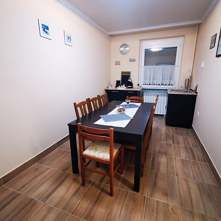 Central Park Apartman Szekszárd エクステリア 写真