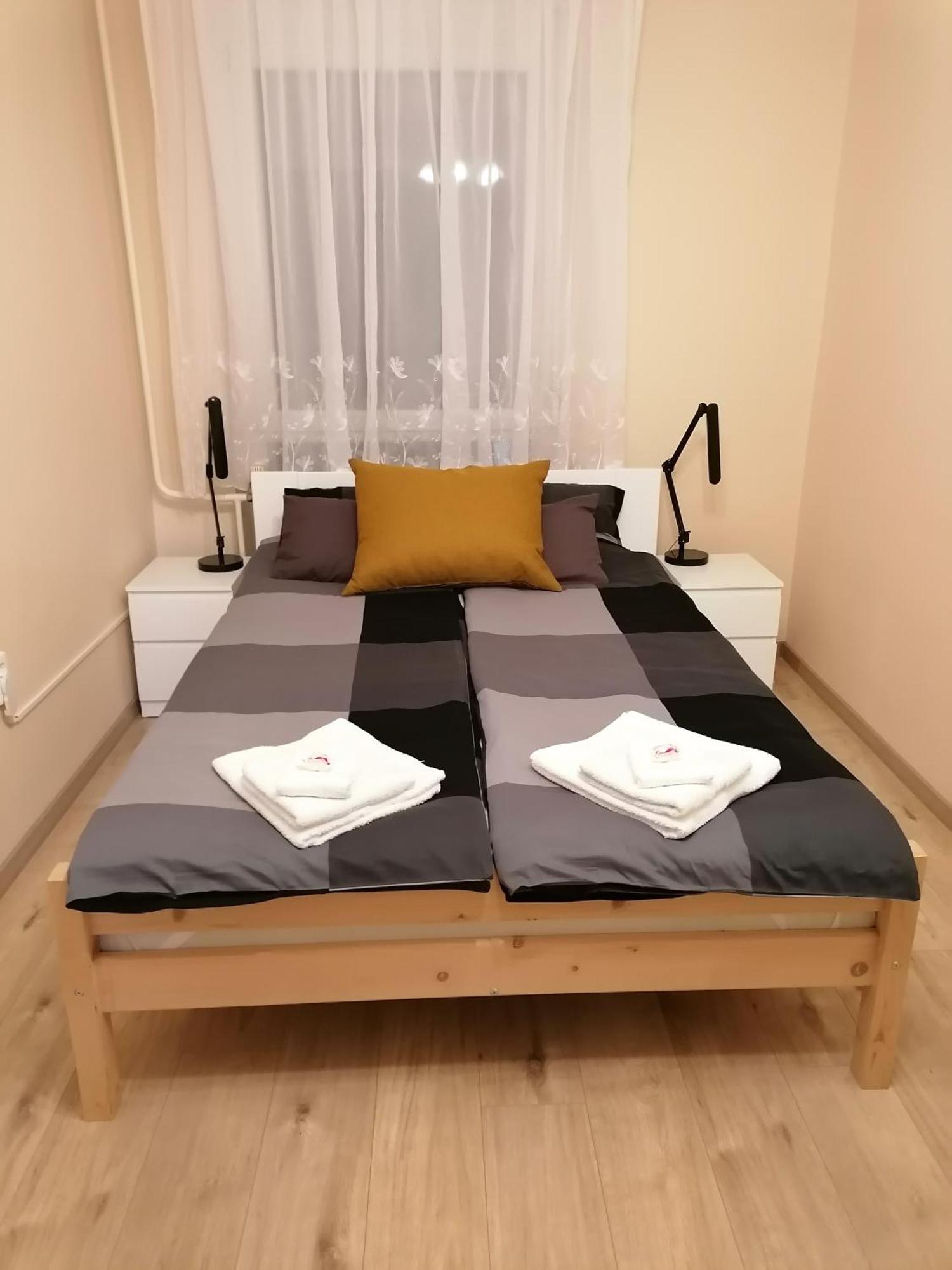 Central Park Apartman Szekszárd エクステリア 写真