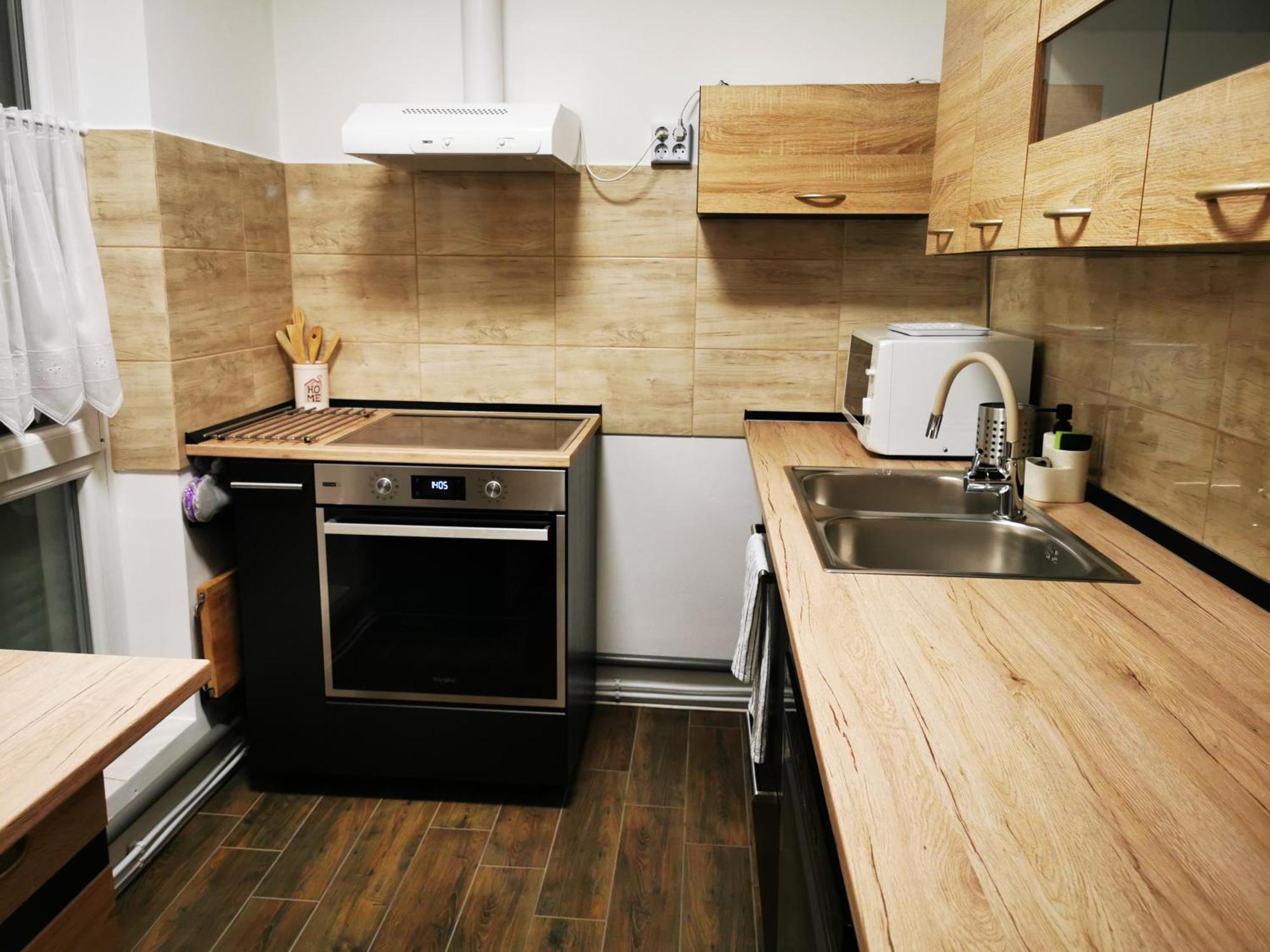 Central Park Apartman Szekszárd エクステリア 写真
